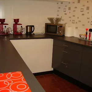 Le Petit Dragon Rouge Maison d'hôtes Miers