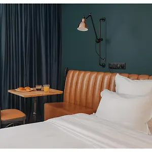 1.75 Le Charme Hotel Paris